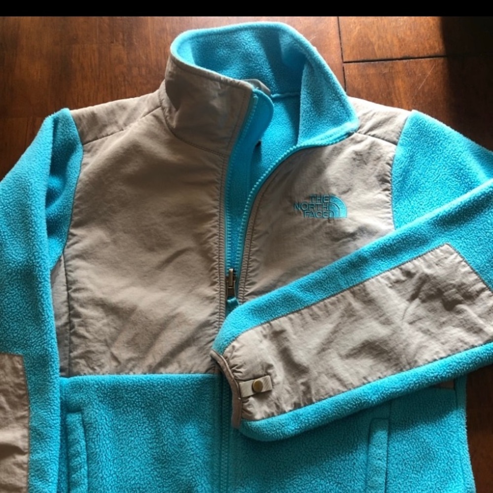 Girls North Face Denali Jacket EUC size 10/12